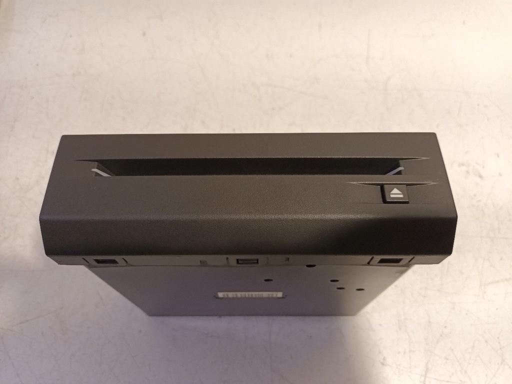 Cd speler Opel Astra, Ophalen of Verzenden, Van der Ven Autorecycling B.V., Onderdelen@venauto.nl, Ettenseweg 76, 4706 PB Roosendaal, The Netherlands