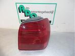 Feu arrière droit d'un Volkswagen Polo (Polo 99-), Autos : Pièces & Accessoires, Volkswagen, -, Utilisé, -