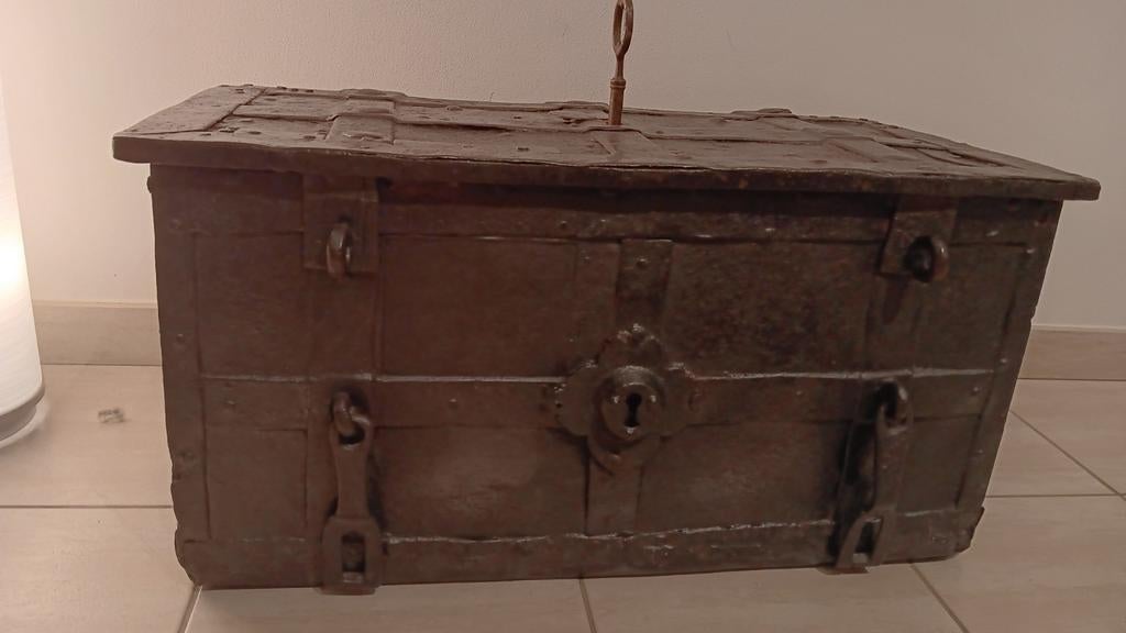 Neurenberg 17de eeuwse Armada kist kluis, Huis en Inrichting, Ophalen