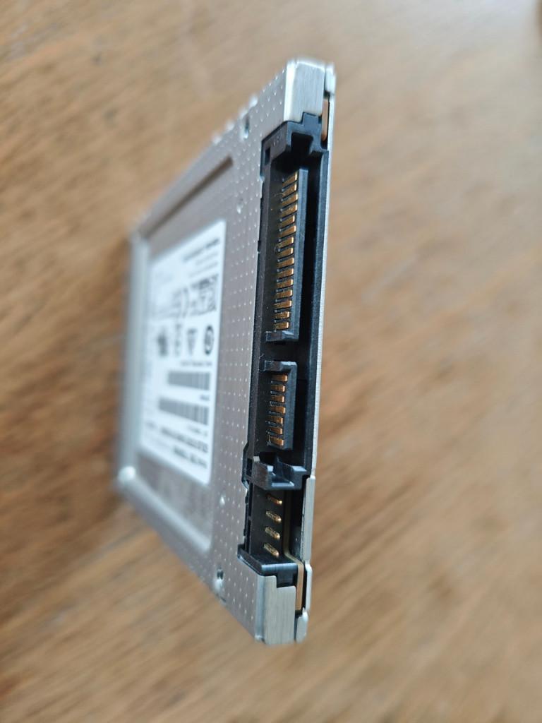 SSD Toshiba 256 Gb, Intern, Gebruikt, Ophalen of Verzenden, Laptop