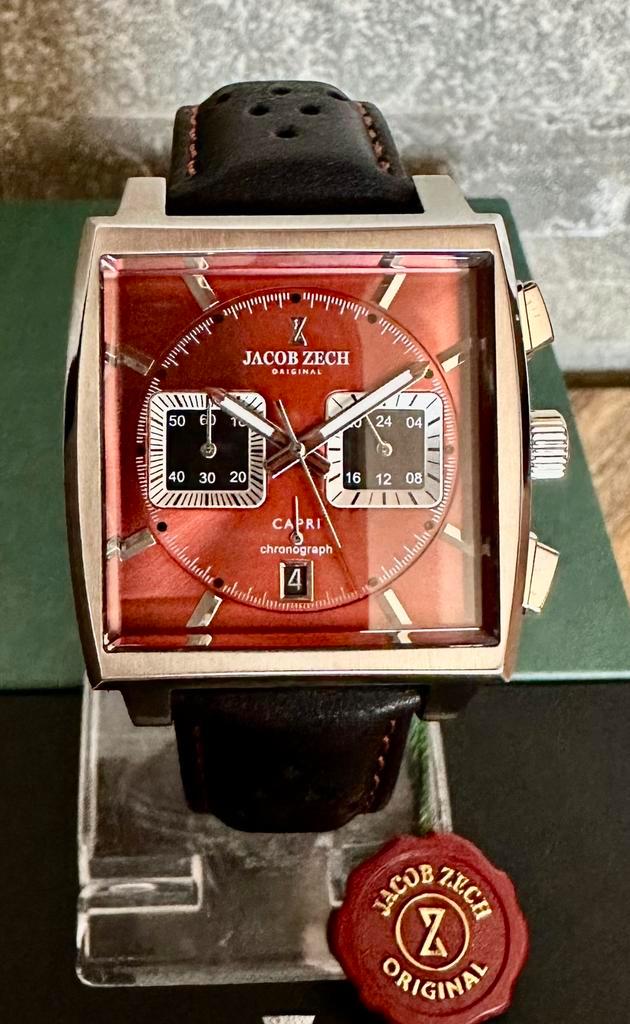 JACOB ZECH CAPRI SPORTS CHRONO  VAUT449€! 💯%NOUVEAU !, Bijoux, Sacs & Beauté, Montres de sport, Neuf, Enlèvement ou Envoi