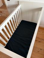 Baby- en peuterbed met matras, Ophalen, Zo goed als nieuw
