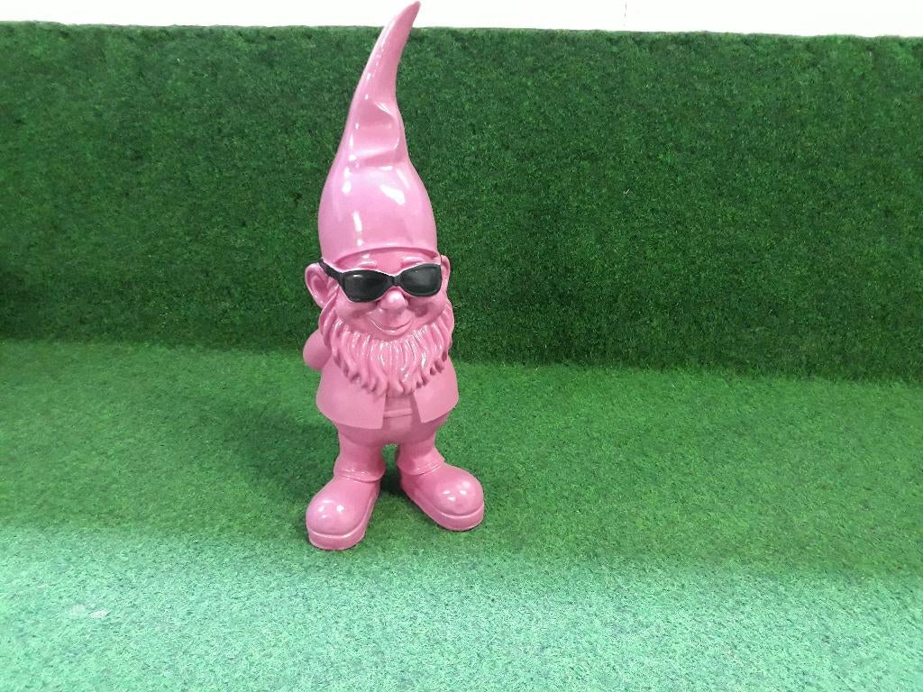 Tuinkabouter met zonnebril in roze kleur, Jardin & Terrasse, Statues de jardin, Neuf, Nain de jardin, Synthétique, Enlèvement ou Envoi