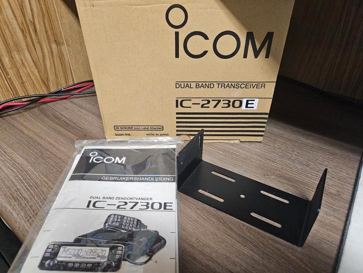 Icône Ic 2730 W, Télécoms, Émetteurs & Récepteurs, Utilisé, Émetteur et Récepteur, Enlèvement ou Envoi