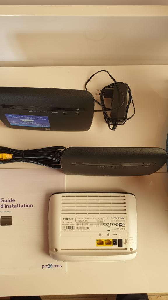 Wi-Fi Bridge Proximus, Informatique & Logiciels, Points d'accès, Comme neuf, Enlèvement ou Envoi