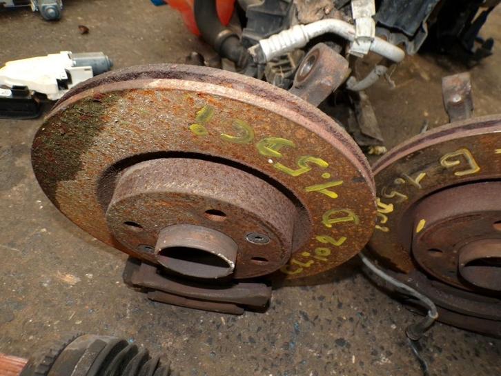 Moyeu avant gauche Renault Clio 2 1.5DCi 50kw 2006-2009, Auto-onderdelen, Ophanging en Onderstel, Renault, Gebruikt, Ophalen