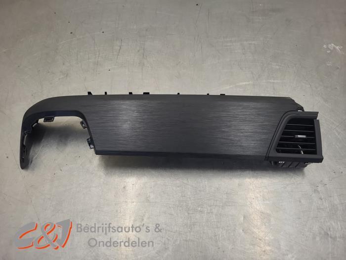 Cadre tableau de bord d'un Renault Trafic, Renault, -, 3 mois de garantie, Utilisé