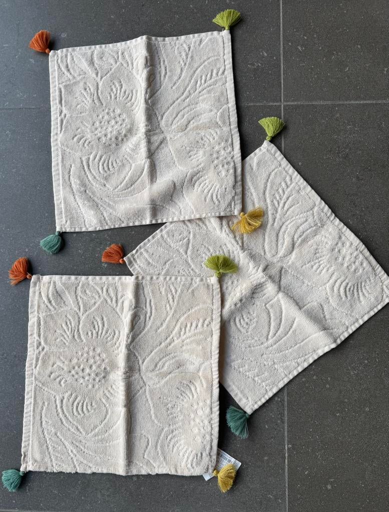 Set van 3 gastendoekjes Zara Home, Ophalen of Verzenden, Zo goed als nieuw, Beige, Gastendoekje