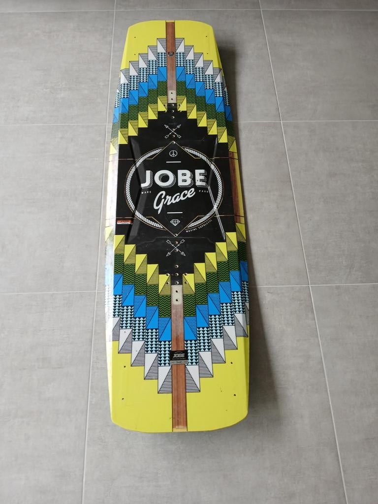 Wakeboard JOBE, Enlèvement