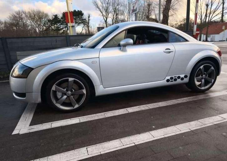 Audio tt, Autos, Audi, Particulier, TT, ABS, Airbags, Air conditionné, Alarme, Verrouillage central, Rétroviseurs électriques