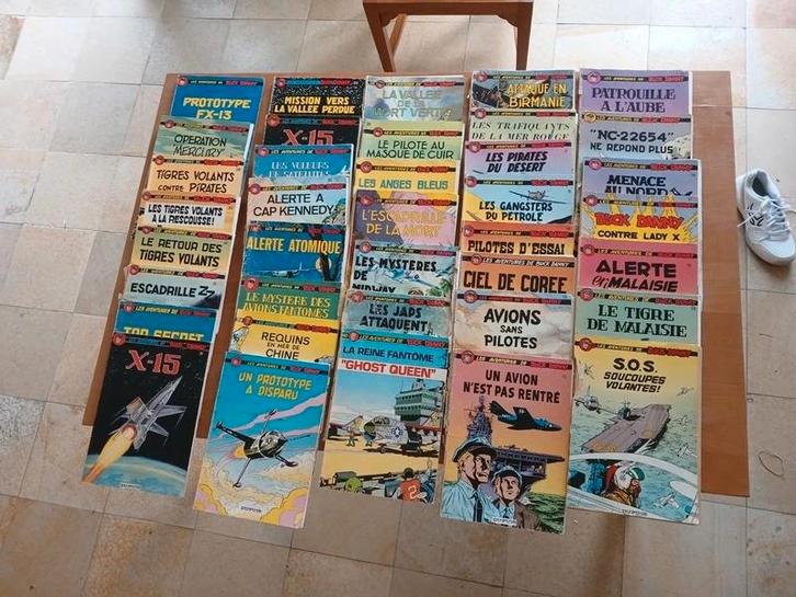 38 BD de les aventures de Buck Danny albums souples, Livres, BD, Utilisé, Série complète ou Série, Enlèvement ou Envoi