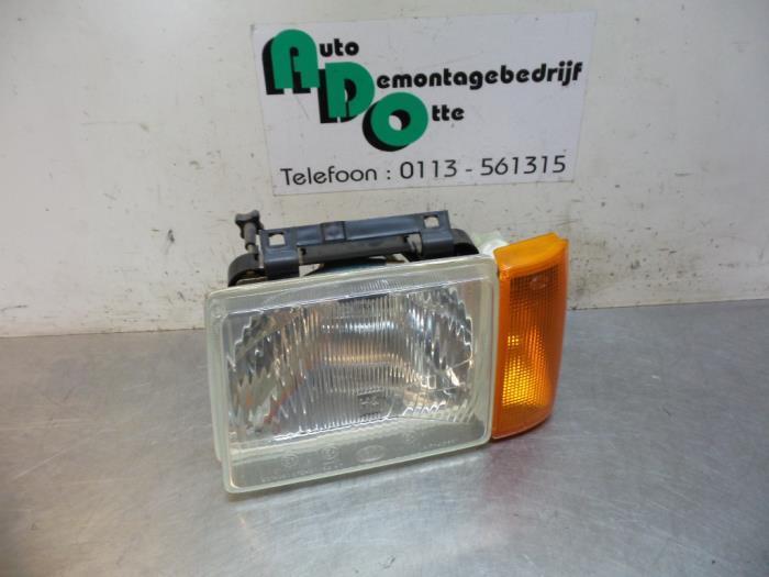 Koplamp links van een Opel Corsa (Corsa A 83-), Auto-onderdelen, Verlichting, Nieuw, 3 maanden garantie, Ophalen of Verzenden