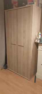 Armoire largeur 100cm hauteur 197 cm profondeur 63 cm, Enlèvement