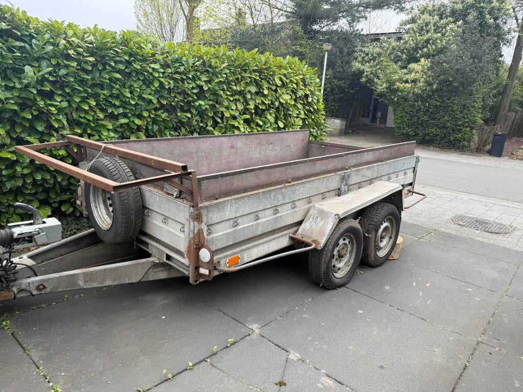 Remorque - Aanhanger - Dubbelasser, Ophalen, Gebruikt