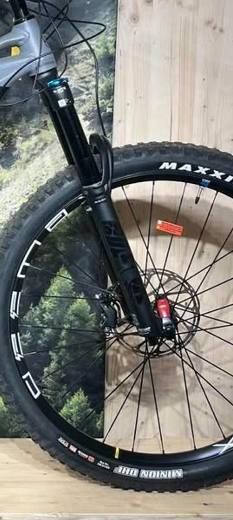 Fourche Fox 38 Grip performance 160mm   + garde boue Fox, Vélos & Vélomoteurs, Vélos Pièces, Comme neuf, VTT, Enlèvement