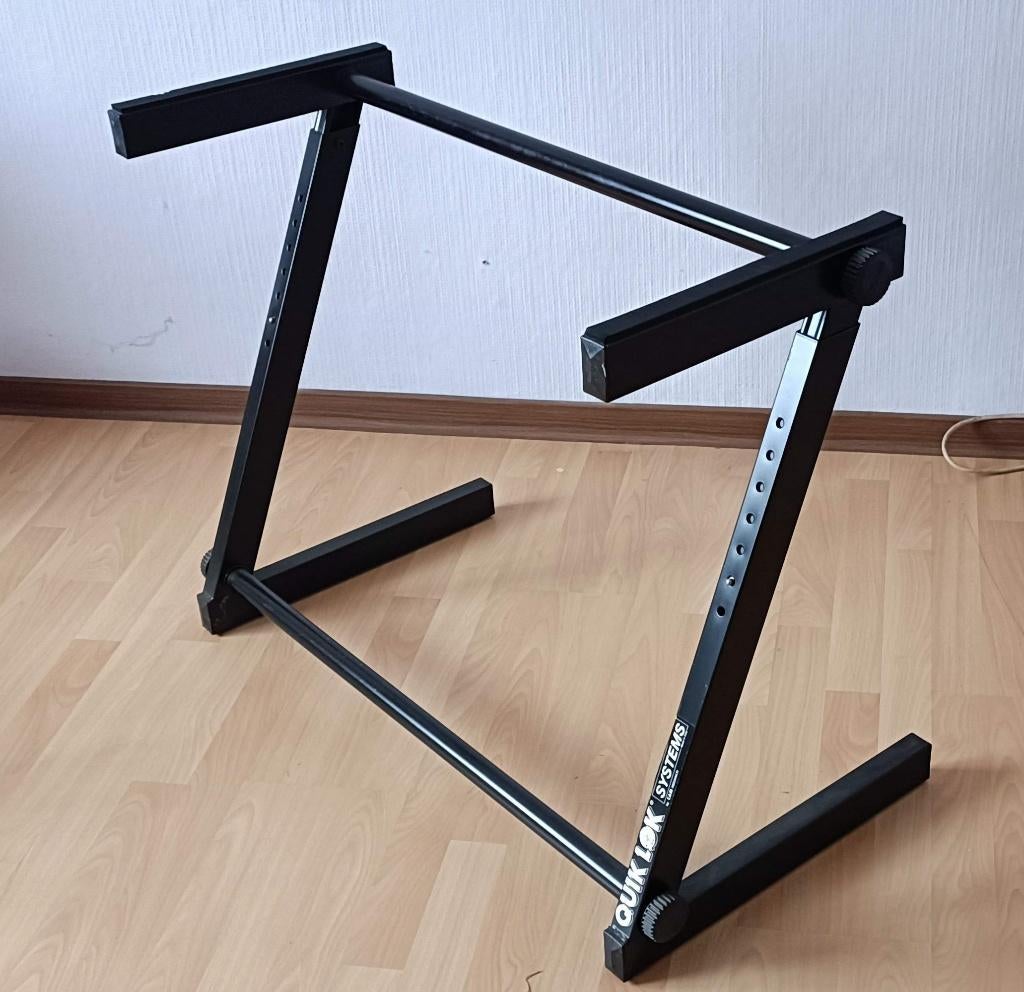 Support de clavier Quik Lok réglable en hauteur, Musique & Instruments, Claviers, Comme neuf, Enlèvement