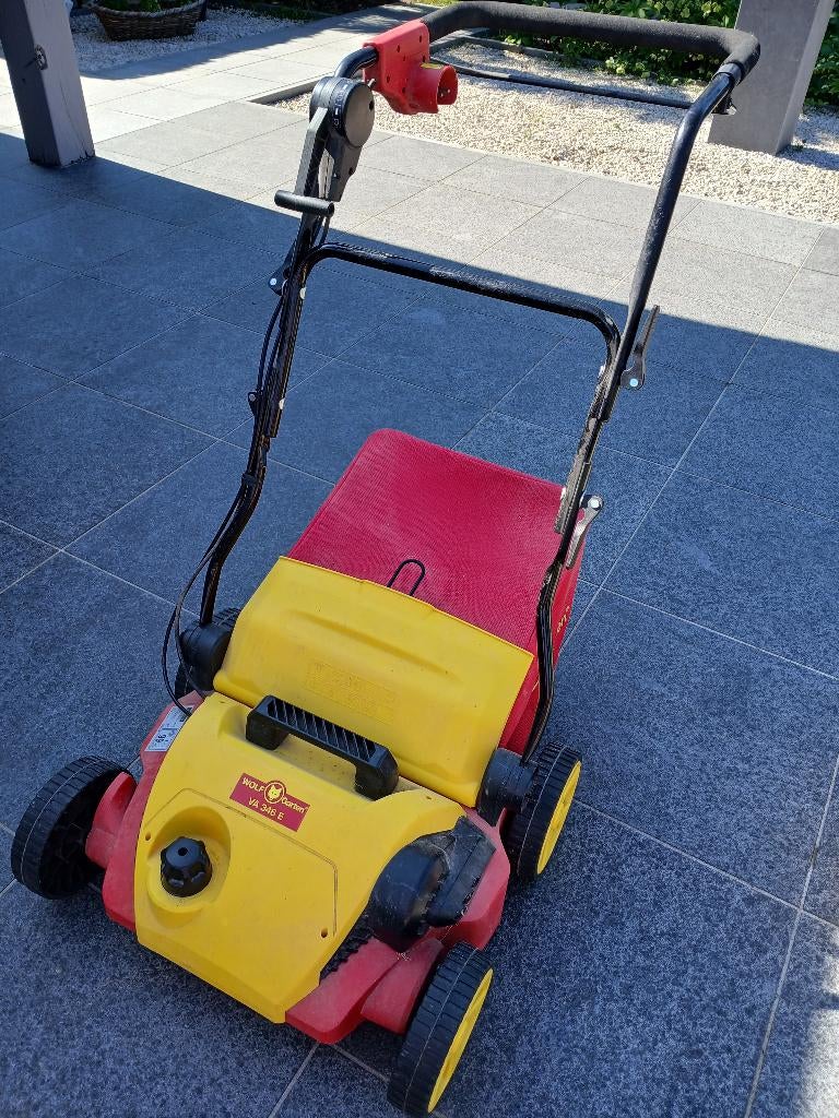 ELEKTRISCH VERTICUTEERMACHINE WOLF GARTEN, Jardin & Terrasse, Enlèvement, Comme neuf, Électrique, Wolf Garten