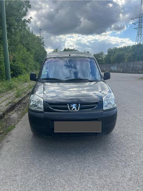 Peugeot Partner 1.6 hdi prêt à immatriculer, Auto's, Bestelwagens en Lichte vracht, Bedrijf, Te koop, ABS, Adaptieve lichten, Airbags