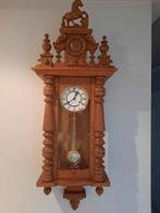 horloge suspendue en chêne massif, Antiquités & Art, Antiquités | Horloges, Enlèvement