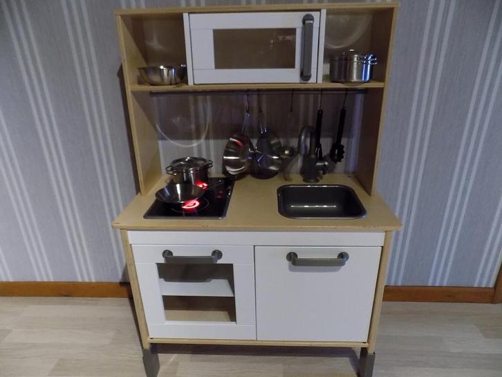 Cuisine enfant, Enfants & Bébés, Jouets | Jouer aux cuisines, Comme neuf, Jouer à la cuisine, Bois, Enlèvement