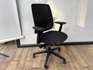 Haworth Comforto mesh beschikbaar voor biedingen