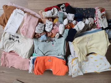 Verschilende body + pyjama's + koussen maat 8, 86,92,  beschikbaar voor biedingen