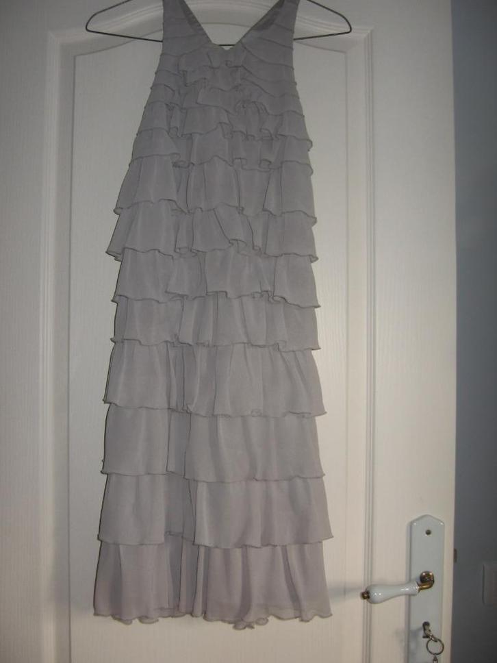 Avondjurk "Le Chouchou des Trois Suisses" kort met multi-v, Kleding | Dames, Gelegenheidskleding, Nieuw, Cocktailjurk, Maat 38/40 (M)