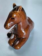 Prachtig beeldje van liggend paard, Verzamelen, Ophalen of Verzenden