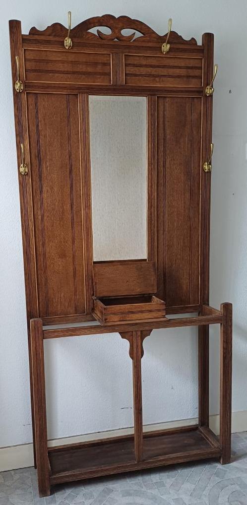 Oude wandkapstok met afgeschuinde spiegel, Antiek en Kunst, Antiek | Spiegels, 50 tot 100 cm, 200 cm of meer, Rechthoekig, Ophalen