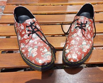 Creepers-Dr Martens-Slang-Tuk-Marley-Demonia Spic schoenen beschikbaar voor biedingen