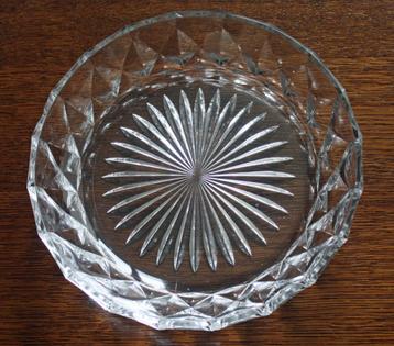 Kristallen schaal  beschikbaar voor biedingen