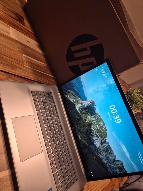 Pc HP LAPTOP 17.3, Computers en Software, Windows Laptops, Zo goed als nieuw, Ophalen