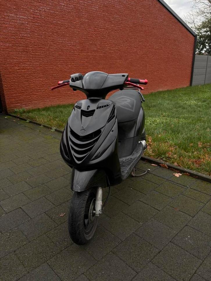 Piaggio zip 4t a klasse, Fietsen en Brommers, Scooters | Piaggio, Gebruikt, Zip, Klasse A (25 km/u), Benzine, Ophalen of Verzenden