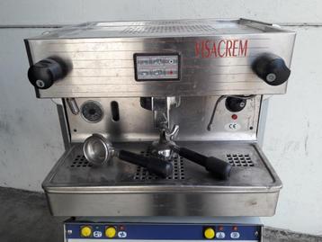 Professionele VISACREM koffiemachine beschikbaar voor biedingen