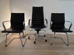 3 mooi ogende bureelstoelen Eames look alike, samen of apart, Ophalen, Zo goed als nieuw, Zwart, Bureaustoel