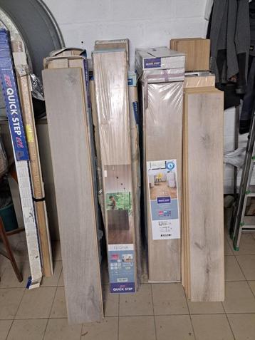 Quickstep laminate ( + sous couche ), 50 à 150 cm, Parquet, Comme neuf, Enlèvement