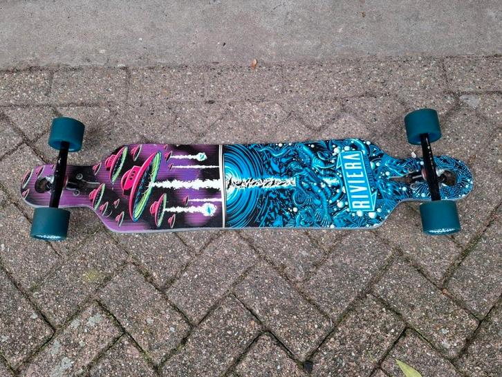 Riviera alien ufo's ocean Longboard, Sport en Fitness, Skateboarden, Ophalen of Verzenden