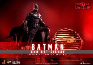 Hot Toys The Batman & Batsignal Movie Master Piece nieuw beschikbaar voor biedingen