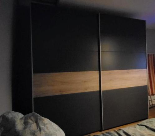Chambre à coucher avec 2 table de nuit et lit 1m60 sur 2m05, Huis en Inrichting, Kasten | Kleerkasten, Gebruikt, Ophalen