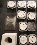 niko, gardy divers matériels électrique, Doe-het-zelf en Bouw, Elektriciteit en Kabels, Ophalen, Overige typen