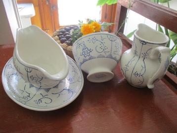 Oud lot van 3 stuks  BOCH- la louviere  - decor  Copenhague beschikbaar voor biedingen
