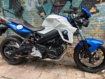 Bmw F800 R als nieuw  sportuitlaat Remus crashbars,nw banden beschikbaar voor biedingen