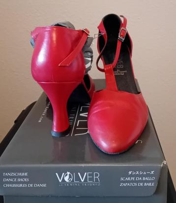 Rode tango Dansschoenen  beschikbaar voor biedingen