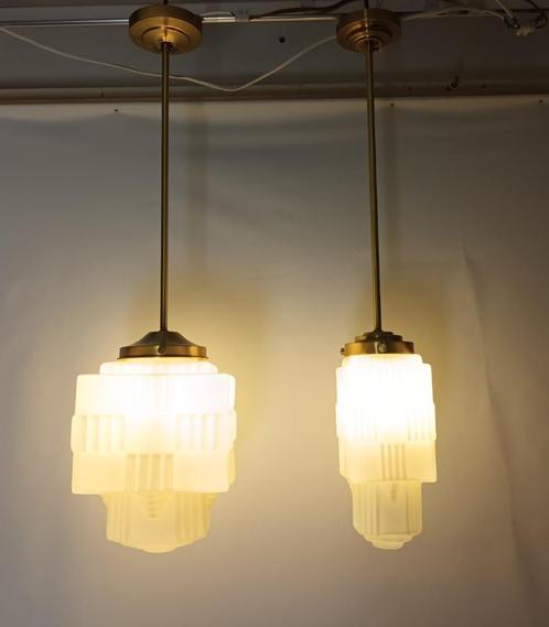 'Paar' art deco opaline lampen - type skyscraper - OPRUIMING, Antiek en Kunst, Antiek | Verlichting, Verzenden