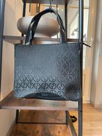 Sac à main noir monogramme. Très bon etat, Enlèvement ou Envoi, Comme neuf, Noir, Sac à main