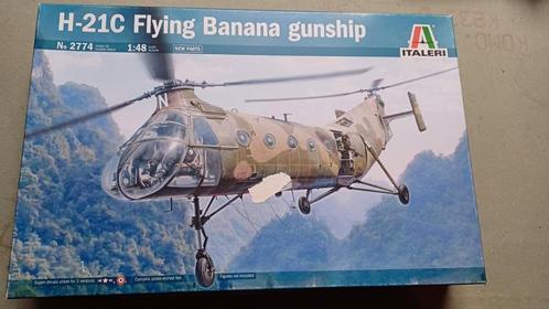 Navire de combat Italeri n 2774 H-21C Flying Banana, Hobby & Loisirs créatifs, Modélisme | Avions & Hélicoptères, Neuf, Hélicoptère