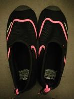 Chaussures aquatiques - Noir/Rose - 37, Vêtements | Femmes, Chaussures, Enlèvement ou Envoi, Chaussures de sports, Comme neuf