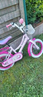 Vélo Hello Kitty  pour fille avec panier 14 pouces, Enlèvement ou Envoi, Comme neuf