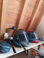 2 motorhelmen, 1 helder vizier en een heuptas., Motoren, Ophalen of Verzenden, Nieuw zonder kaartje, M