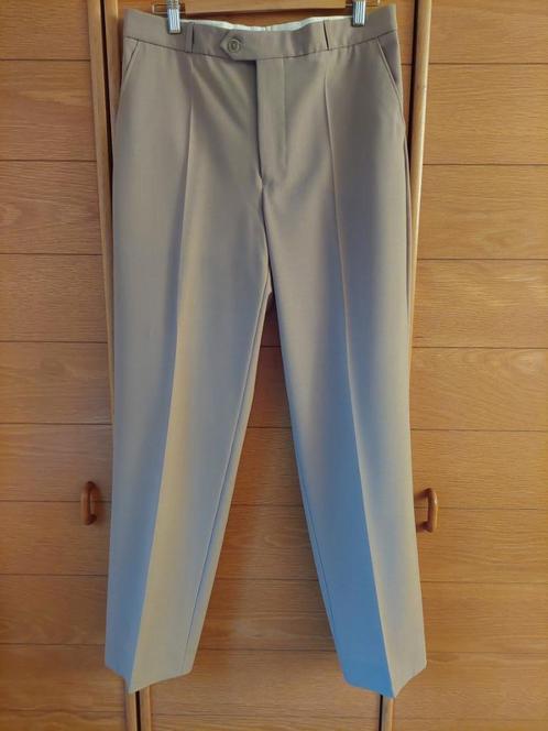 Très beau pantalon pour homme — nouveau — taille 44, Vêtements | Hommes, Pantalons, Neuf, Taille 46 (S) ou plus petite, Beige